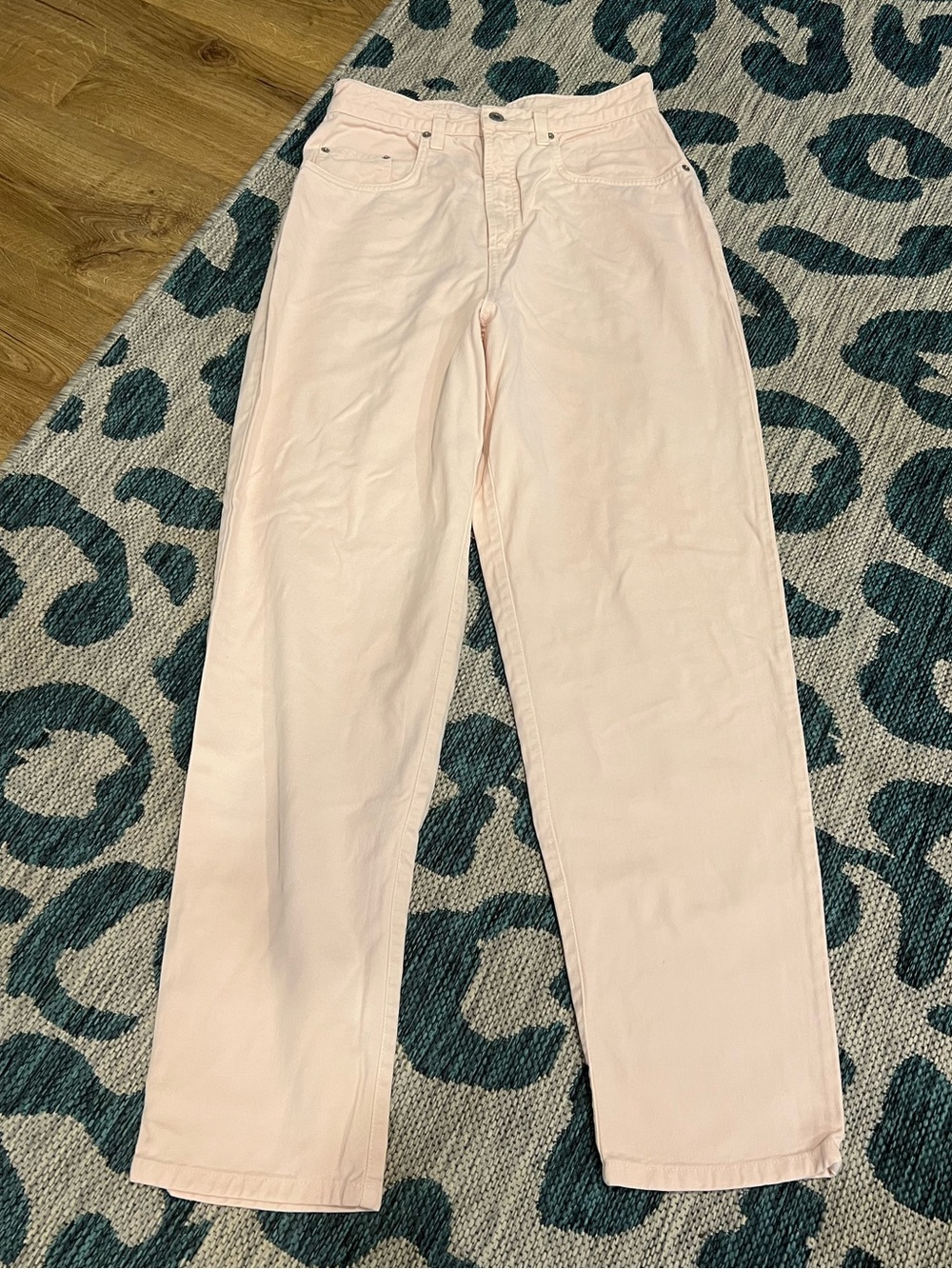 Karen Kane Pale Pink Straight Leg Jeans 10